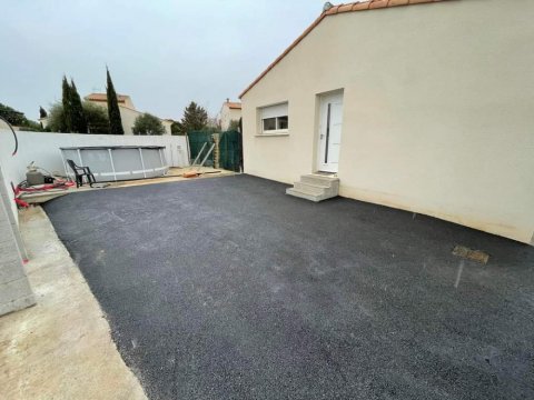 Création d'une allée de maison en goudron Cournonterral